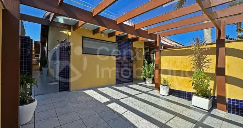 Casa à venda com 3 quartos em peruíbe, no bairro parque balneario oasis