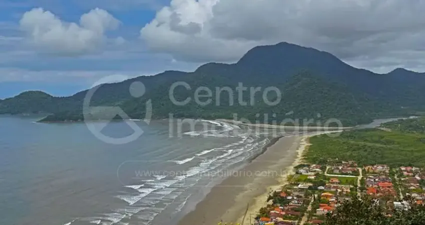 CASA à venda com 3 quartos em Peruíbe, no bairro Quinta do Guarau