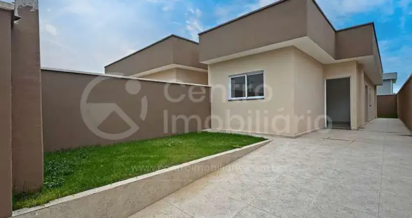 CASA à venda com 2 quartos em Peruíbe, no bairro Flora Rica