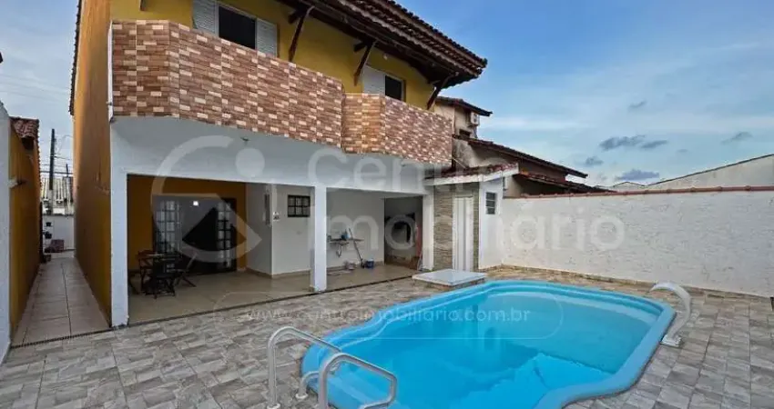Casa à venda com piscina e 4 quartos em peruíbe, no bairro jardim marcia