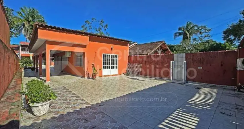 Casa à venda com 4 quartos em peruíbe, no bairro quinta do guarau