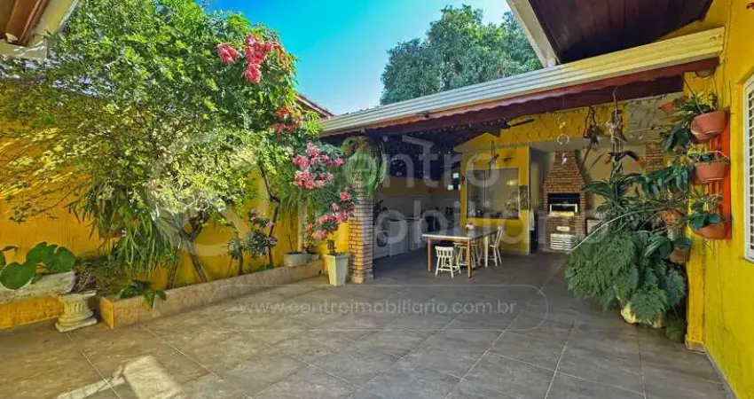 Casa com 3 quartos à venda no Centro, Peruíbe 