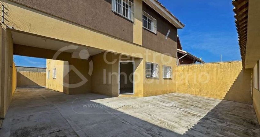 CASA à venda com 3 quartos em Peruíbe, no bairro Belmira Novaes