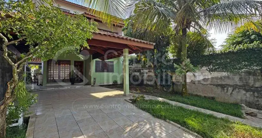 Casa com 3 quartos à venda no Centro, Peruíbe 