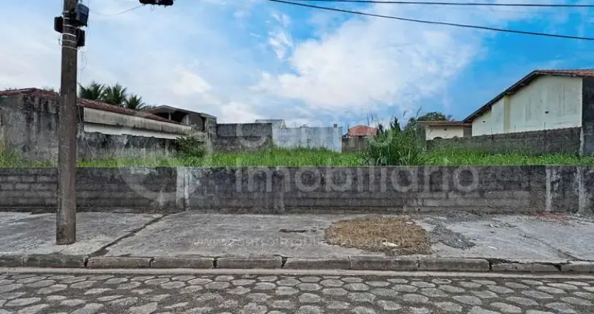 TERRENO à venda em Peruíbe, no bairro Maria H Novaes