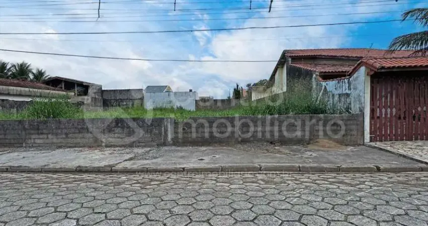 Terreno à venda em Estância Balneária Maria Helena Novaes, Peruíbe