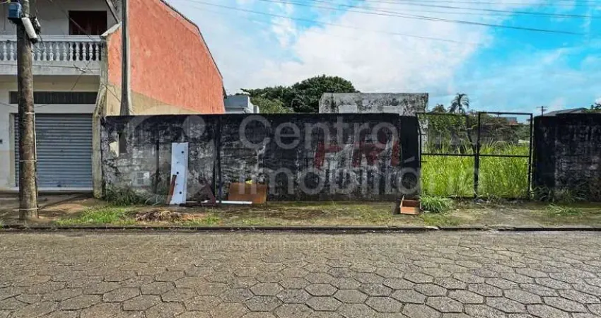 Terreno à venda no Centro, Peruíbe