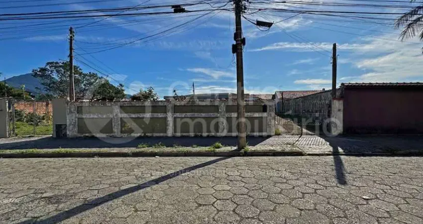 Terreno à venda no Centro, Peruíbe