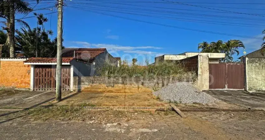 TERRENO à venda em Peruíbe, no bairro Maria H Novaes