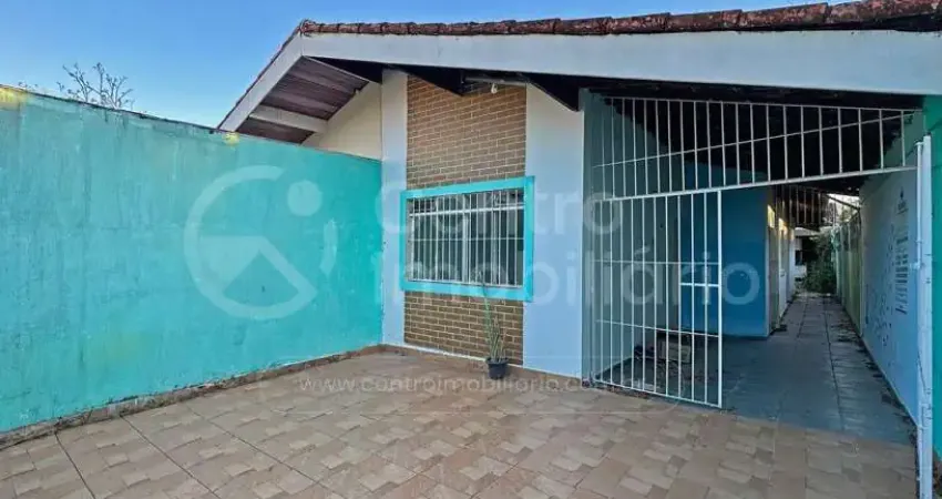 Casa com 2 quartos à venda no Balneário Stella Maris, Peruíbe 