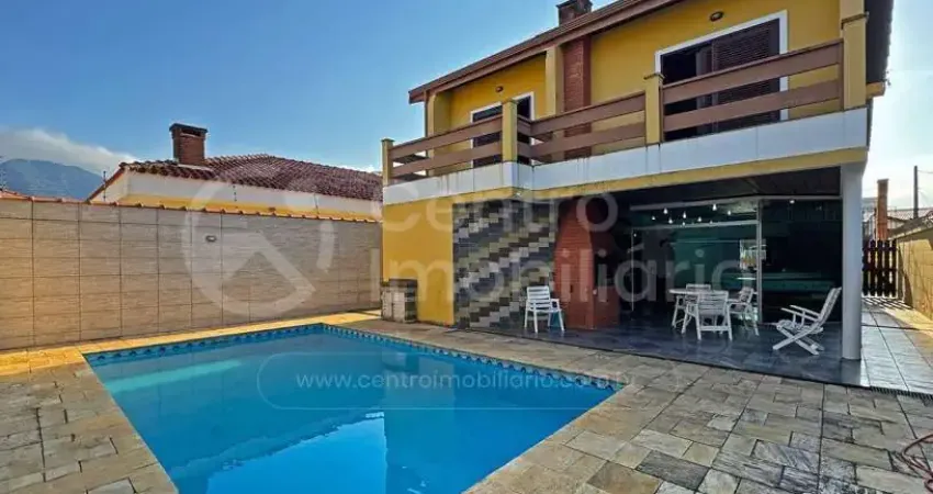 Casa à venda com piscina e 4 quartos em peruíbe, no bairro stella maris