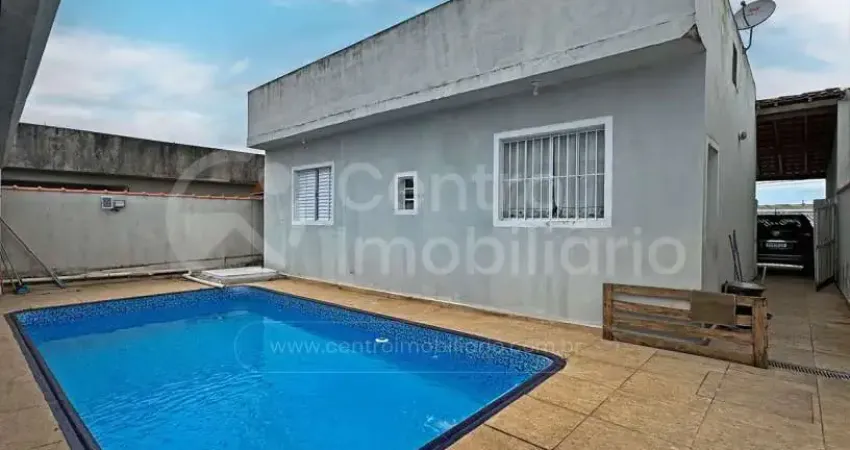 Casa à venda com piscina e 2 quartos em peruíbe, no bairro flora rica
