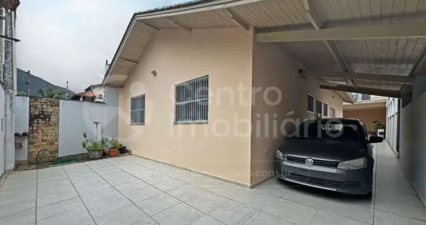 Casa com 3 quartos à venda no Centro, Peruíbe 