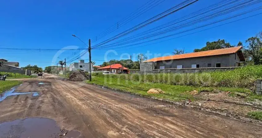 Terreno em condomínio fechado à venda no Jardim São Luis, Peruíbe