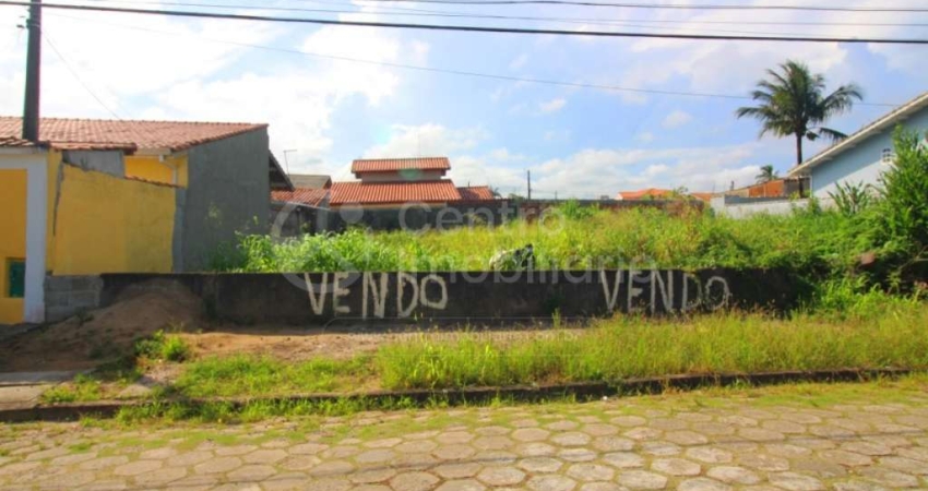 TERRENO à venda em Peruíbe, no bairro Balneario Arpoador
