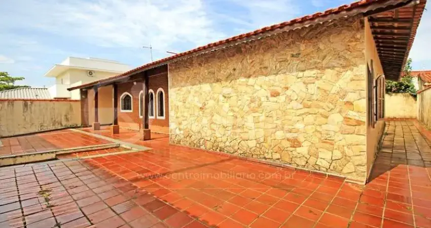 Casa à venda com 3 quartos em peruíbe, no bairro cidade nova peruíbe