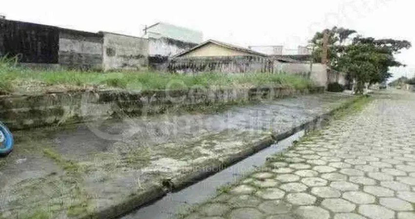 Terreno à venda no Jardim Três Marias, Peruíbe