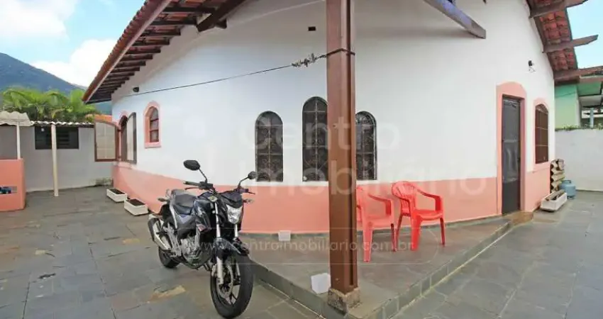 Casa com 2 quartos à venda no Centro, Peruíbe 