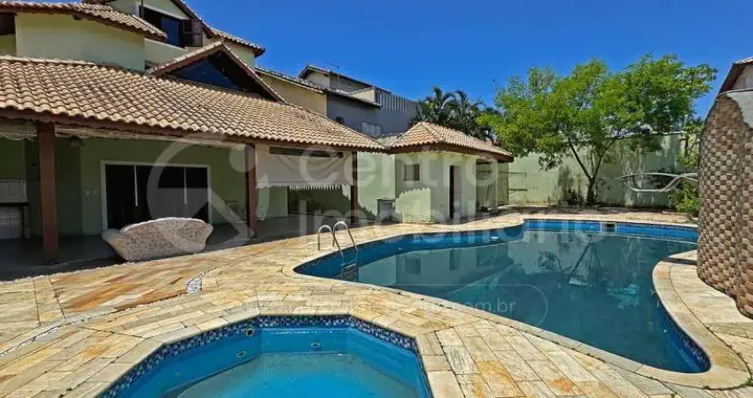 CASA à venda com piscina e 4 quartos em Peruíbe, no bairro Jardim Três Marias