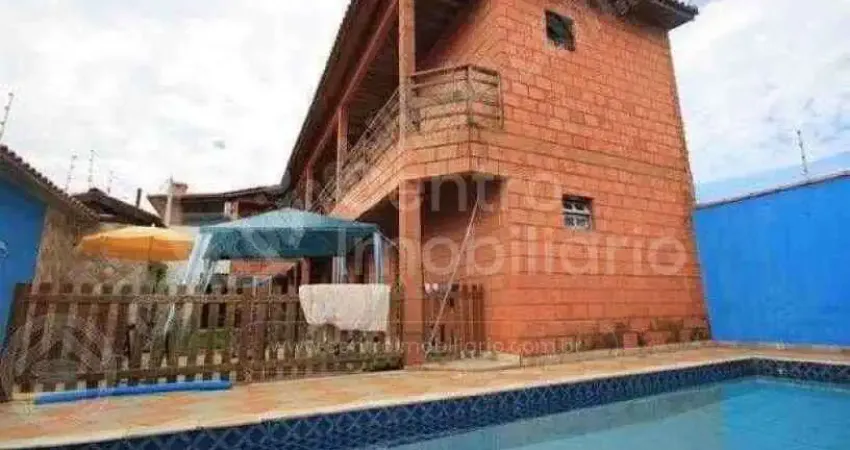 Casa à venda com piscina e 7 quartos em peruíbe, no bairro estancia sao jose