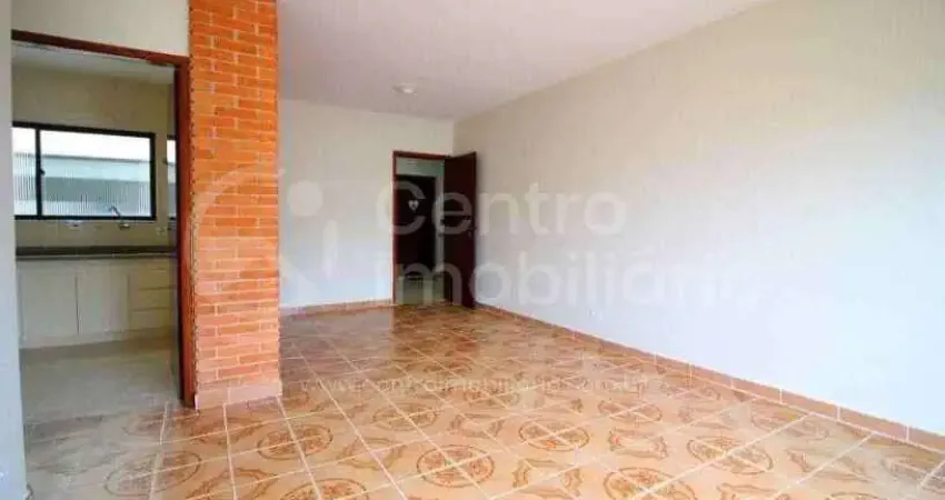 Apartamento à venda com 3 quartos (1 suítes) em peruíbe, no bairro centro