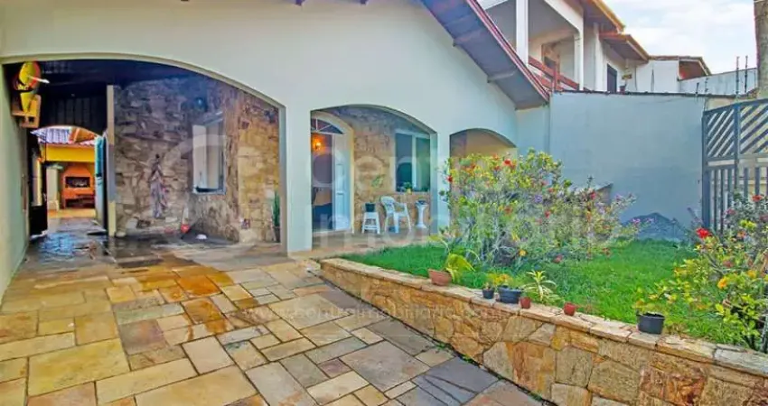 Casa à venda com 3 quartos em peruíbe, no bairro estancia sao jose