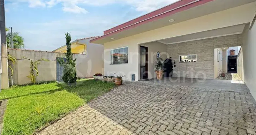 Casa à venda com 3 quartos em peruíbe, no bairro estancia sao jose