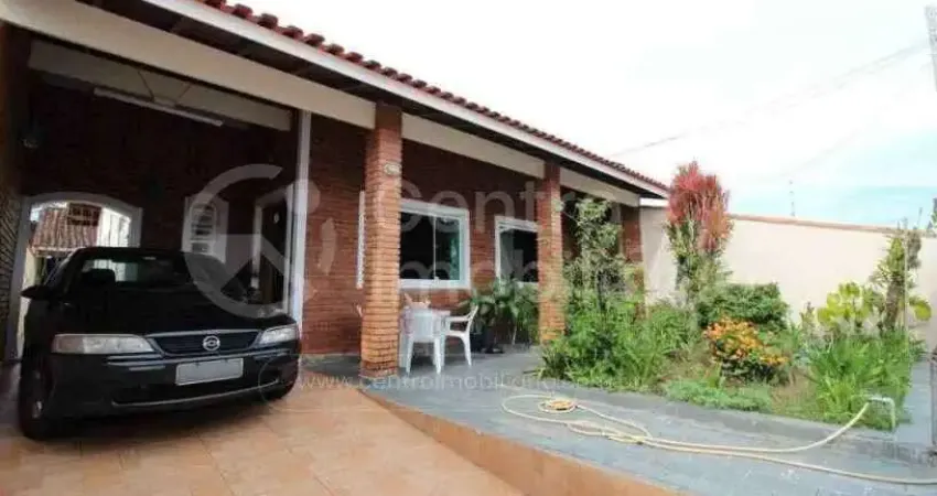 Casa à venda com 3 quartos em peruíbe, no bairro jardim peruibe