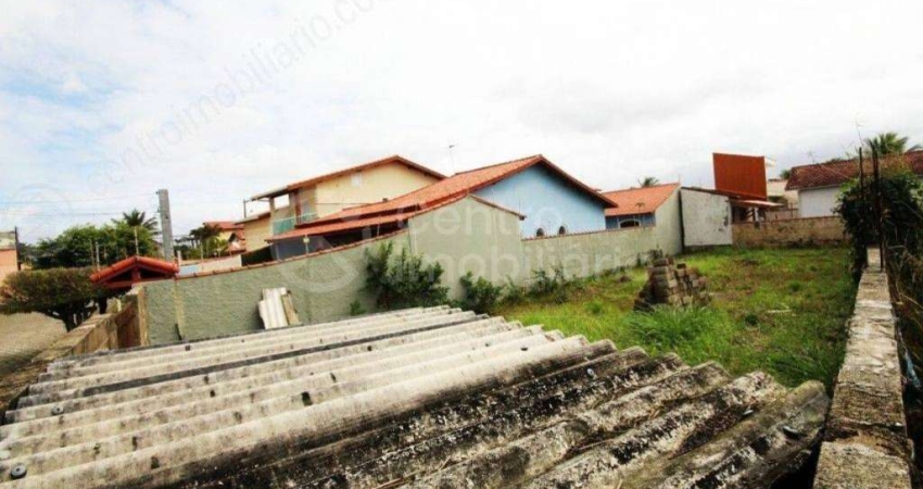 TERRENO à venda em Peruíbe, no bairro Maria H Novaes