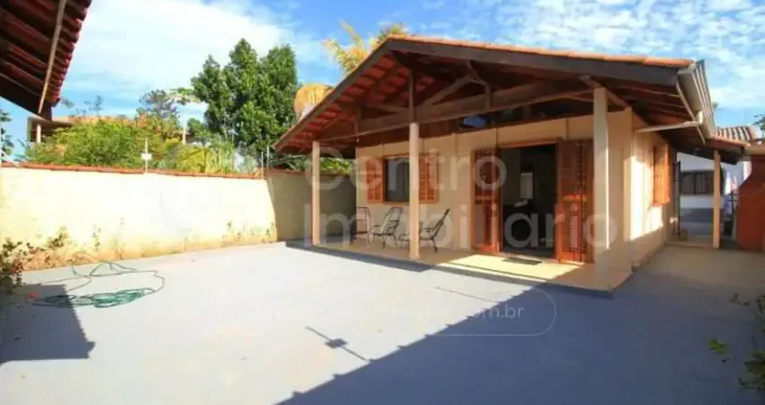 Casa à venda com 2 quartos em peruíbe, no bairro balneario sao joao batista