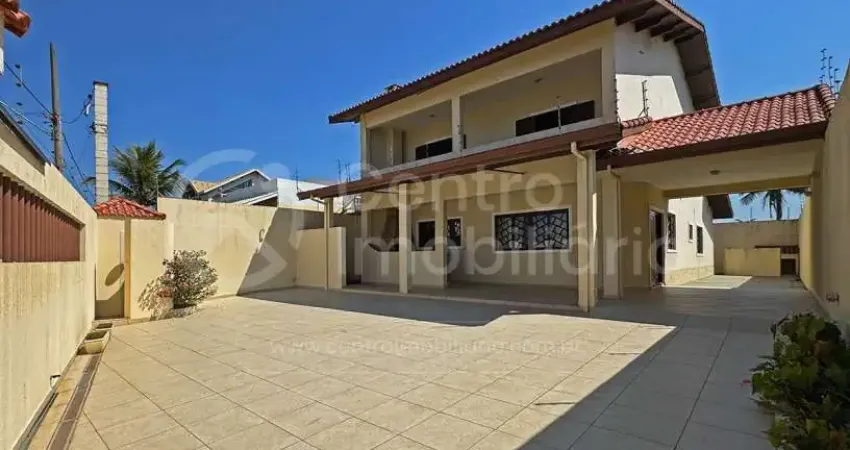 Casa à venda com 5 quartos em peruíbe, no bairro maria h novaes