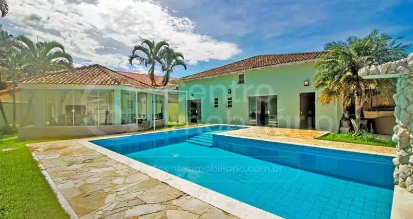 Casa à venda com piscina e 5 quartos em peruíbe, no bairro bougainvillee v