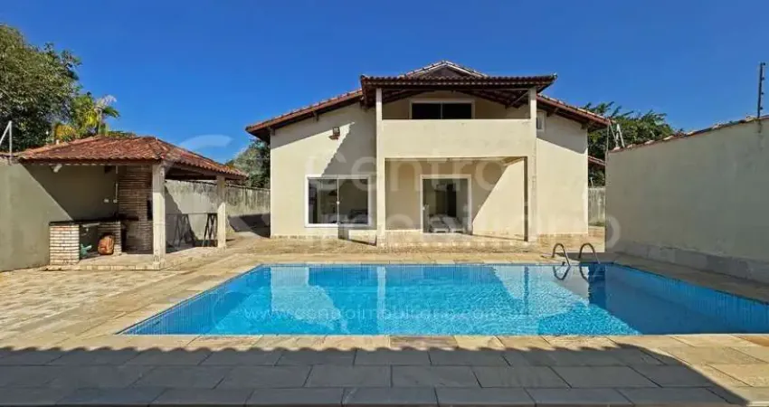 Casa à venda com piscina e 5 quartos em peruíbe, no bairro estancia balnearia convento velho