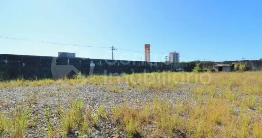 Terreno à venda no Parque D'Aville, Peruíbe