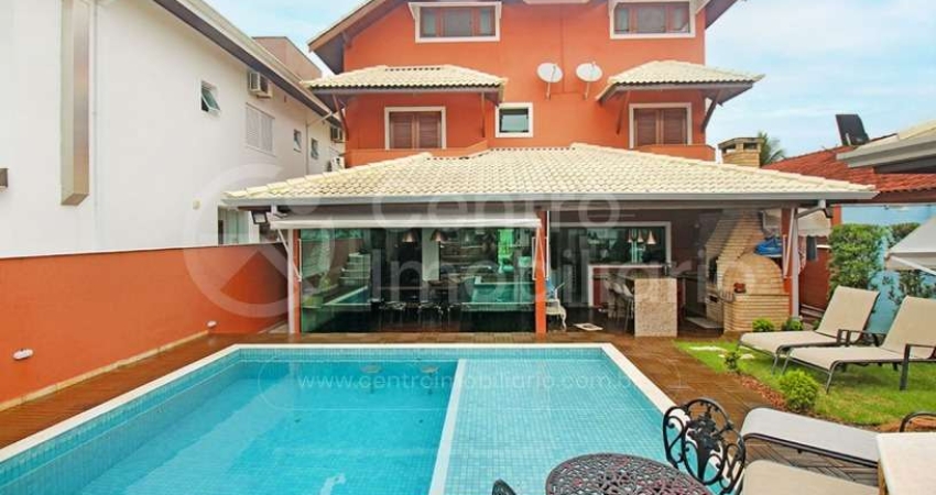 CASA à venda com piscina e 5 quartos em Peruíbe, no bairro Bougainvillee III