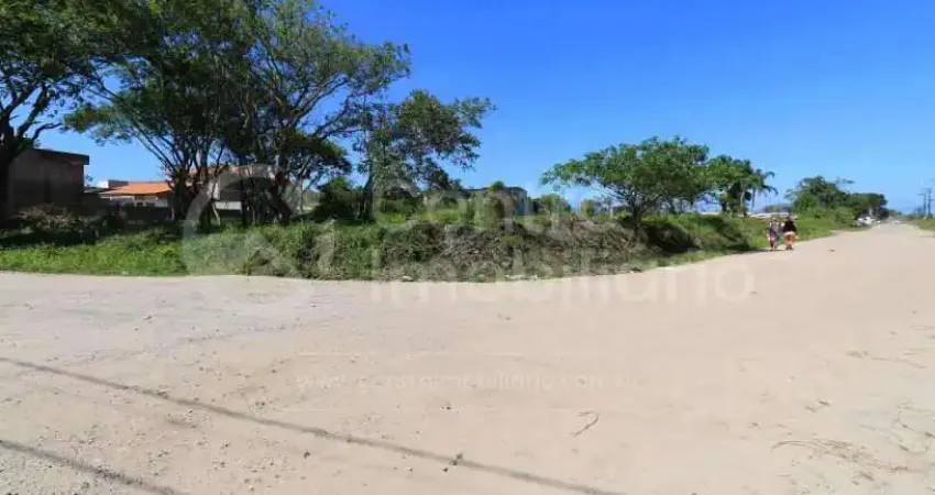 Terreno à venda no jardim Somar, Peruíbe 