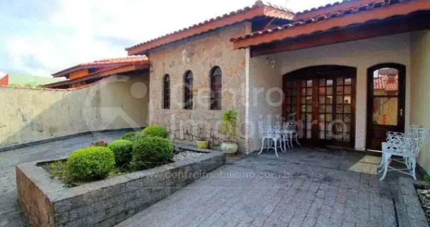 Casa à venda com 3 quartos em peruíbe, no bairro parque balneario oasis