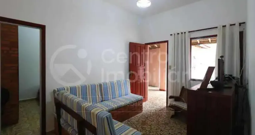 Casa com 2 quartos à venda no Centro, Peruíbe 