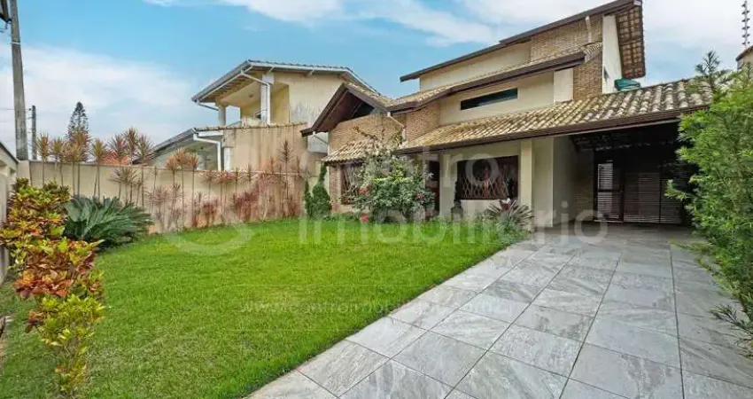 Casa à venda com 3 quartos em peruíbe, no bairro jardim imperador