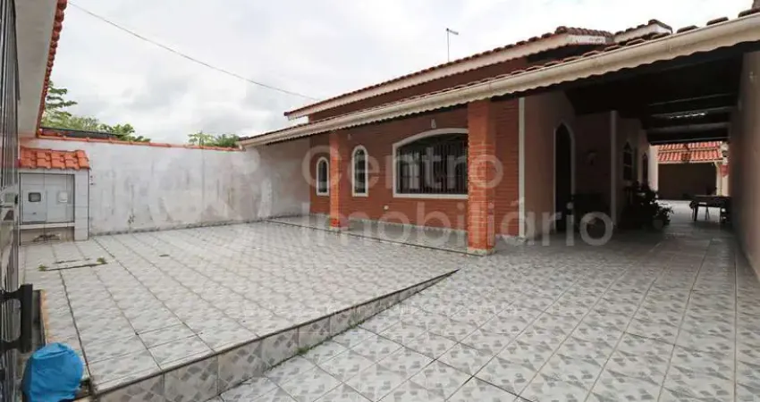 Casa à venda com 3 quartos em peruíbe, no bairro jardim peruibe