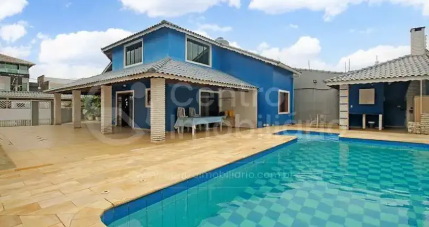 CASA à venda com piscina e 4 quartos em Peruíbe, no bairro Estancia Sao Jose