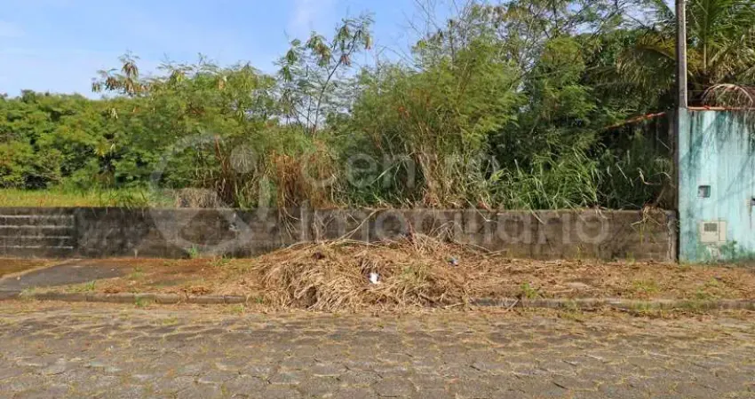 Terreno à venda no Jardim Belmar, Peruíbe