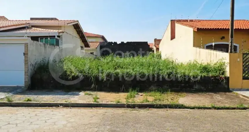 TERRENO à venda em Peruíbe, no bairro Jardim Três Marias