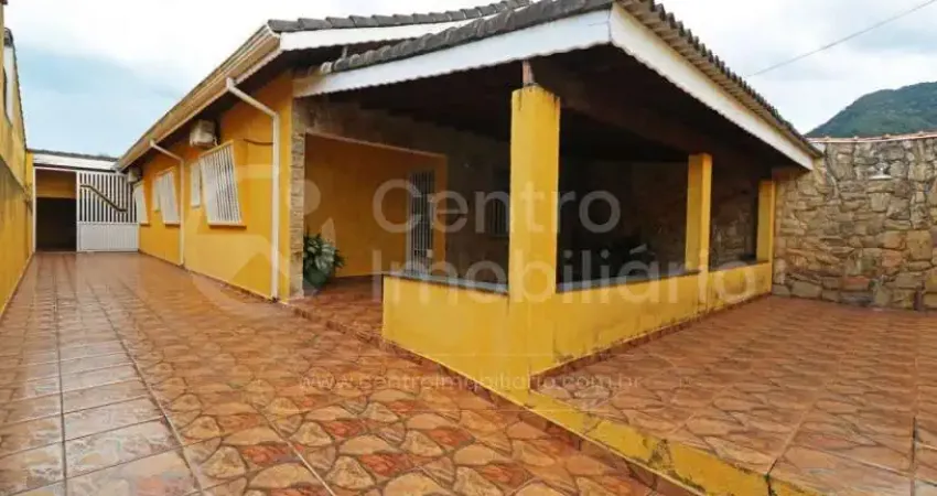 Casa com 3 quartos à venda no Centro, Peruíbe 