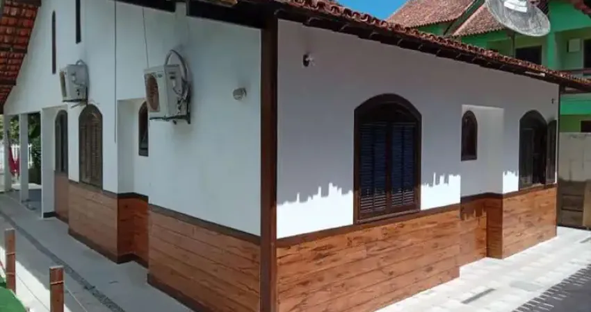 Casa para Venda em Araruama, Pontinha, 4 dormitórios, 3 suítes, 2 banheiros, 2 vagas