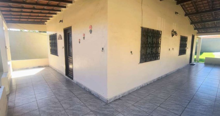 Casa para Venda em Saquarema, Boqueirão, 4 dormitórios, 1 suíte, 3 banheiros, 2 vagas