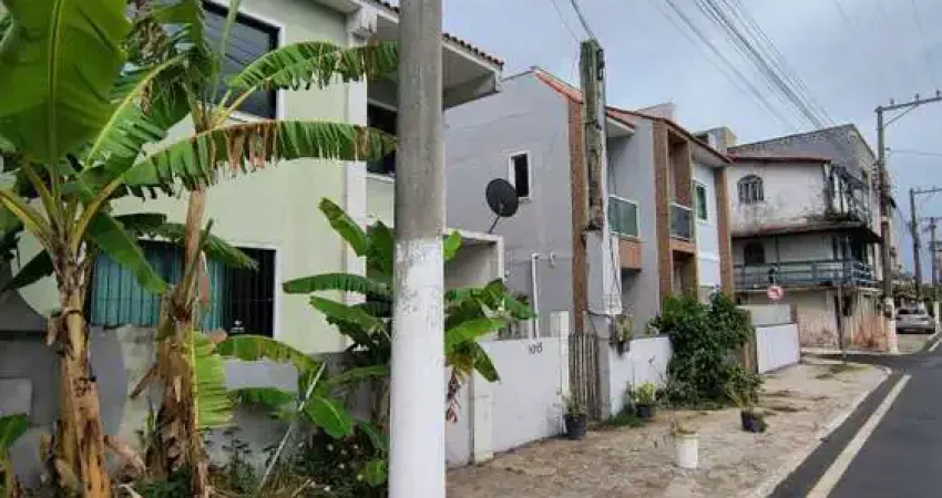 Casa para Venda em Saquarema, Areal, 5 dormitórios, 1 suíte, 3 banheiros, 1 vaga