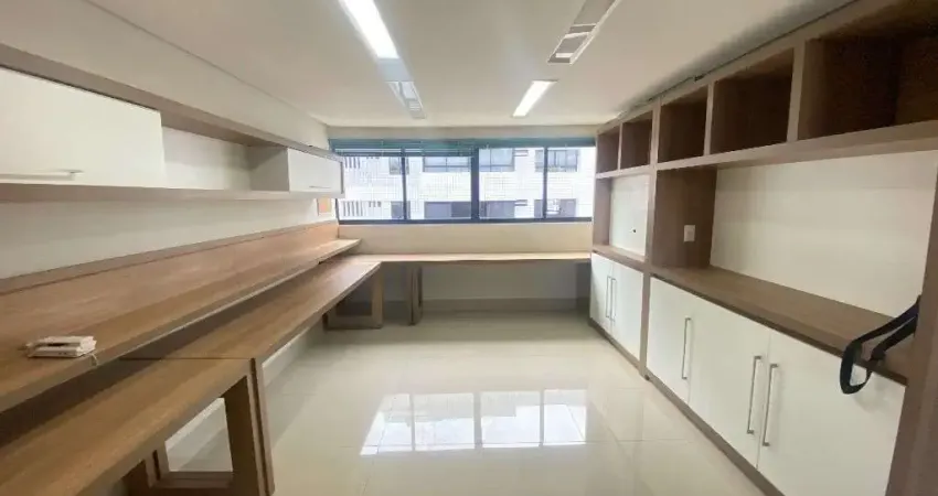 Sala comercial no Sfax no Tirol, com projetados e vaga de garagem.