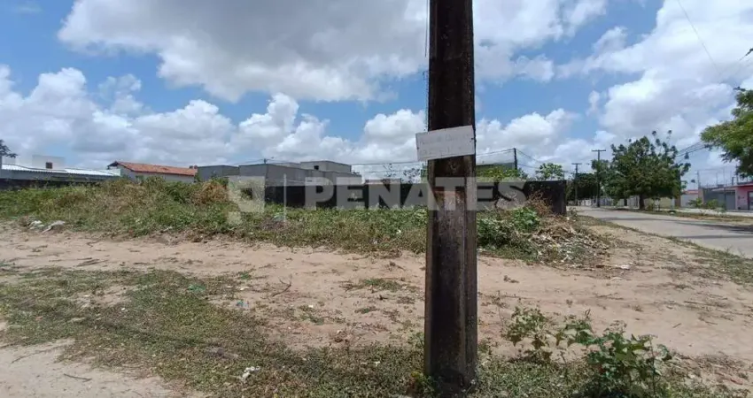 Terreno à venda na Avenida Tenente Lourival Figueira de Melo, Nova Esperança, Parnamirim