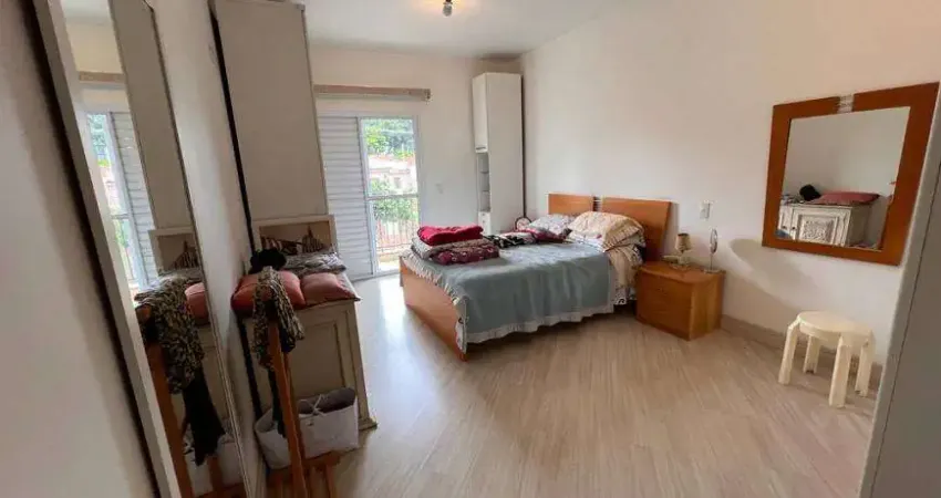 Sobrado para venda tem 139 metros quadrados com 3 quartos em Cambuci - São Paulo - SP